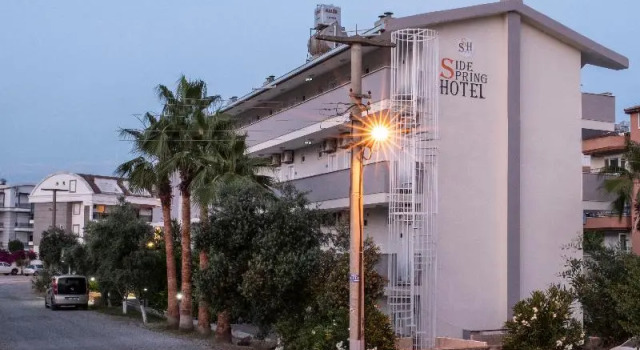 Side Spring Hotel