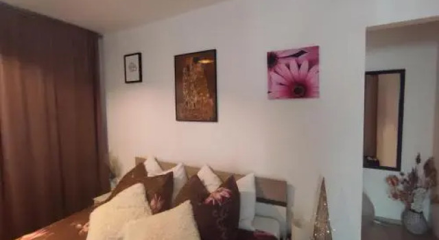 Apartments Emi & Nini, Забронировать Апартаменты/квартира Апартаменты Шибеник, рядом с Sibenik Town Museum, Апартаменты/квартира
