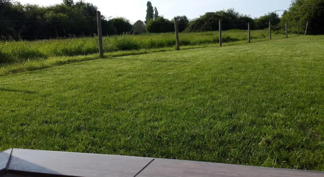 Коттедж c 1 комнатой Carnetin Le Parc, Gite et B&B