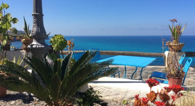Habitación doble Estándar con balcón y con vista al mar Lisca Bianca Tropea