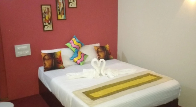 Vintage Beach Resort, Book Resort South Goa Goa