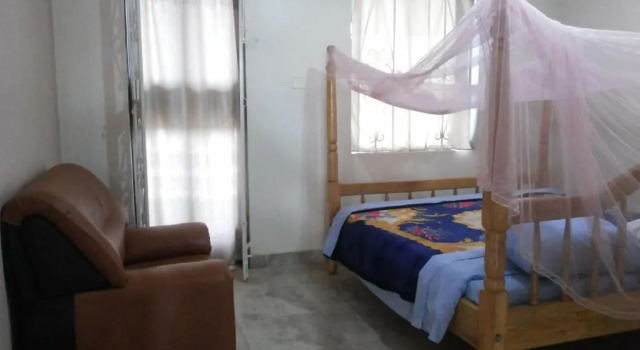 Highway Motel, Buchen Sie Motel Motels in Nebbi, Motel