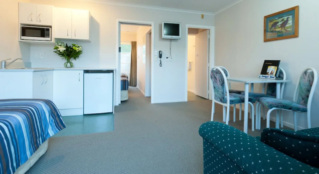 Номер Standard c 1 комнатой с балконом Outrigger Motel