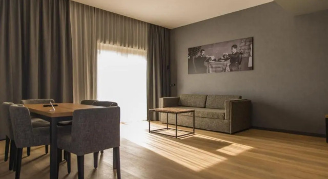 Номер Family mk hotel tirana