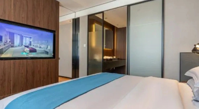 Люкс Business H Hanshen Hotel (Baise Longjing Famous City No.5 Middle School Branch)