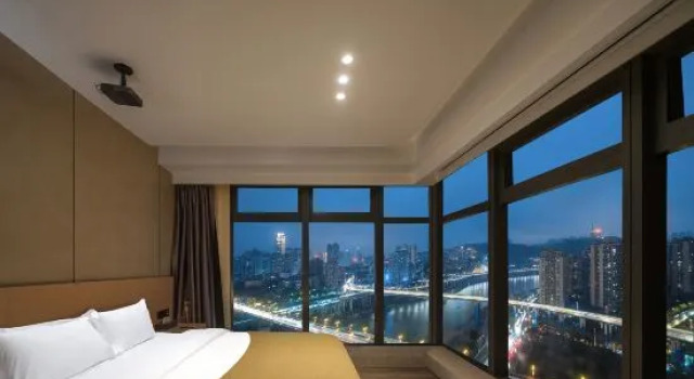 Люкс с 2 комнатами с видом на реку Ouchen High altitude River View Hotel(North Binyi Road Branch of Guanyinqiao Pedestrian Street)