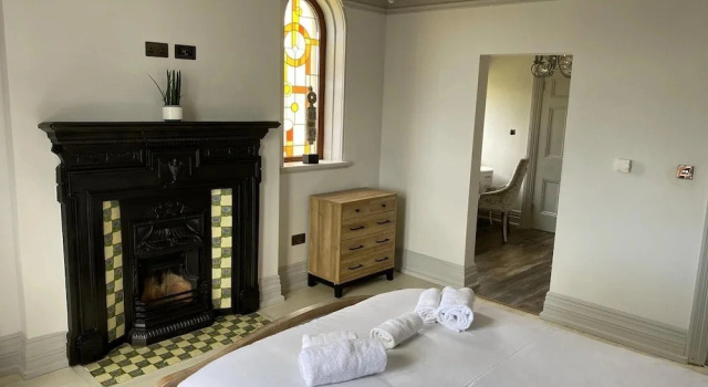 Seaside Retreat at Port Talbot, Забронировать Дом для отпуска Виллы Порт-Толбот, рядом с Парк для активного отдыха Go Ape Margam в Порт-Талботе, Вилла