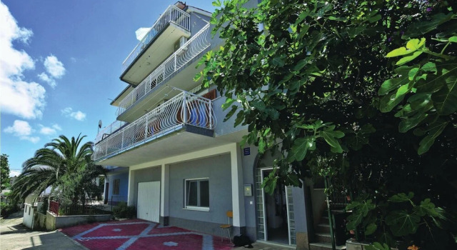 Beautiful Apartment in Mastrinka With Wifi and 2 Bedrooms