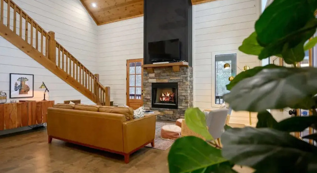 Quiet/private Cabin - Couples/family - Ideal Location, Boek Hotel Hochatown Oklahoma