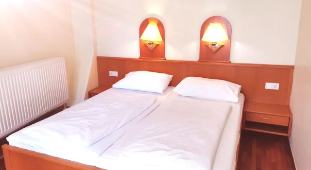 Двухместный номер Comfort с балконом Hotel Haydn