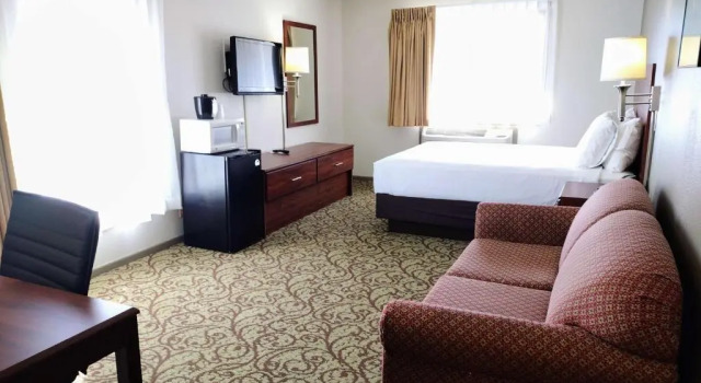 Двухместный люкс SureStay Hotel by Best Western Spicer