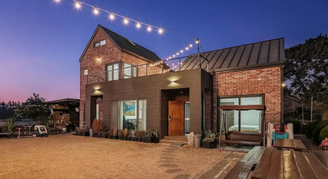 Jeju brickninemansion, Забронировать Гостевой дом Гостевые дома Чеджу, Гостевой дом