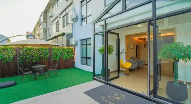 Shanghai Yuyu Homestay, Varaa Hotelli Zhoupu Shanghai