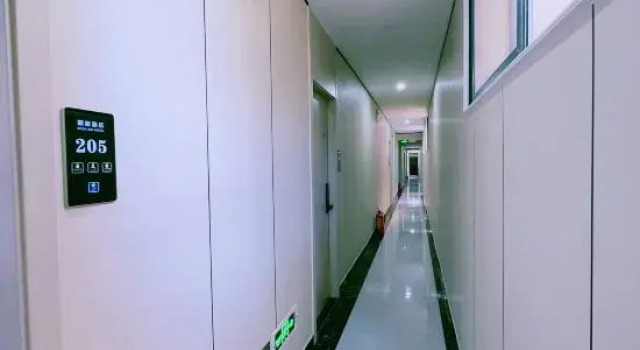 Shunxin Hotel (Zhengzhou Recovery Middle Street Maternity and Child Health Hospital), Rezervovat Hotel Čeng-čou Henan