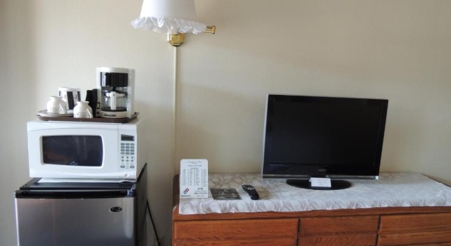 Трёхместный номер Standard Sundown Inn of Morro Bay