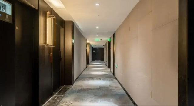 Rezen Dong Hotel (Huzhou City Center High-speed Railway Station Store), Prenota Hotel Huzhou Zhejiang