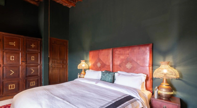 Kasbah Agafay Hotel & Spa, Забронировать Курортный отель Отели Марракеш-Тенсифт-Эль-Хауз с парковкой, Парковка