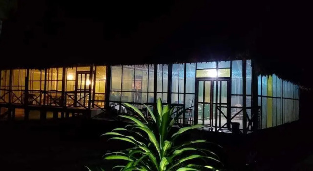 Tropical Adventures & Expeditions, Rezerwuj Hotel Iquitos 