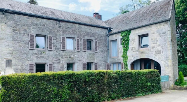 Charming holiday house near Durbuy, Забронировать Отель Дюрбюи 
