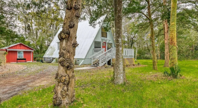 Коттедж Little Palm Hideaway