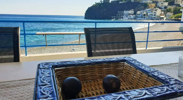 Апартаменты Seaside Cozy House ON THE SEASouth Crete