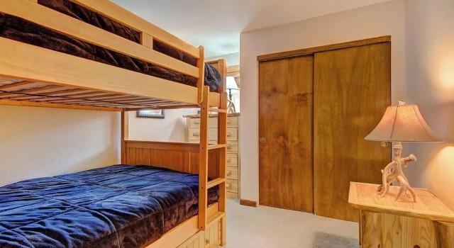 Sundowner II 201 2 Bedrooms 2 Bathrooms Condo, Rezerwuj Apartament Hotele w Vail Ski z basenem, Basen