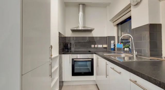 Апартаменты Modern 2 Bed & 2 Bath- Leicester Square