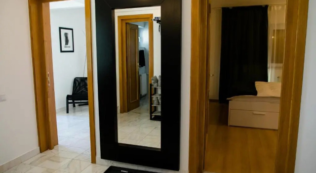 Studio 35 Busteni, Rezerwuj Hotel Hotele w Prahova Valley z parkingiem, Parking