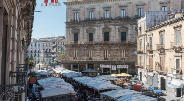 A 2 Passi da Stesicoro Suite Catania, Забронировать Отель Отели Катании 3 звезды, рядом с Парк Вилла Беллини, 3*