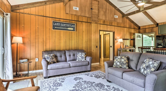 Lake Santeetlah Escape w/ Kayaks, Boat Slip & More, Забронировать Дом для отпуска Роббинсвилл Great Smoky Mountains National Park, рядом с Cheoah River