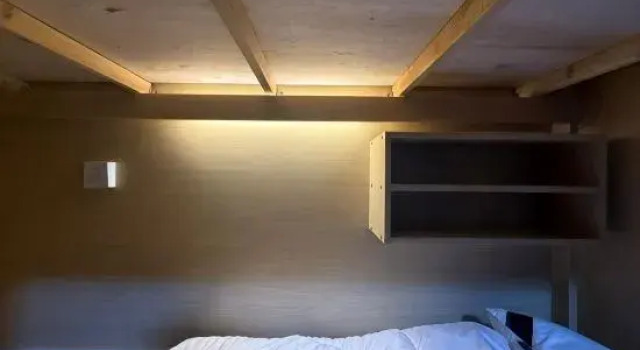 Кровать в общем номере (мужской номер) Ala Tau Hostel