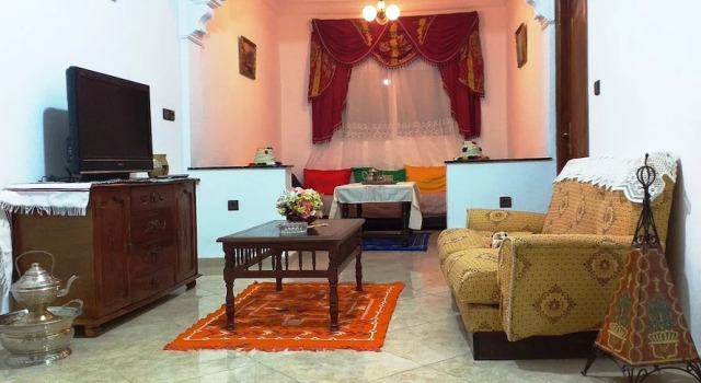 Casa Sarawhole Hosting, Rezerwuj Dom wakacyjny Hotele w Tanger-Tetouan z parkingiem, Parking