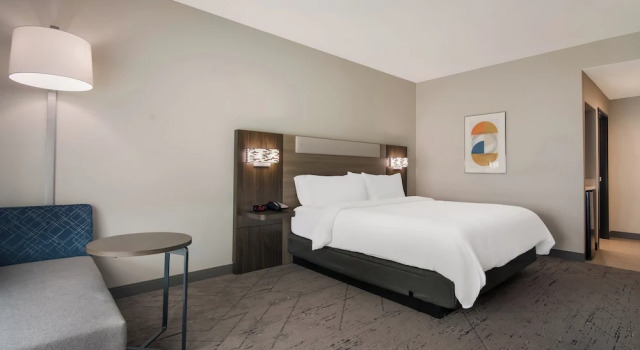 Двухместный люкс Holiday Inn Express & Suites - Springdale - Fayetteville Area