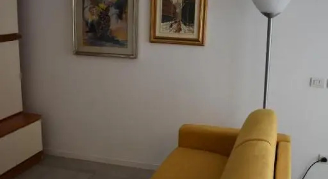 Residence Borsellino 41, Buchen Sie Hotel Garbagnate Milanese Lombardei