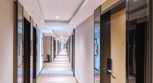 Lavande Hotels·Guangzhou Chenjiaci Metro Station, Забронировать Отель Отели Гуанчжоу 4 звезды, рядом с Мечеть Хуайшэн, 4*