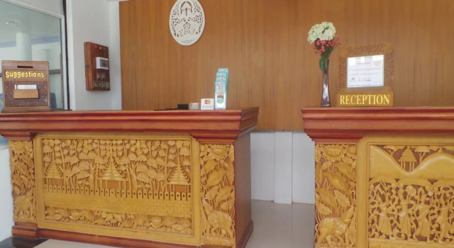 Mandalay White House Hotel, Rezervovat Hotel Mandalay Myanmar, poblíž Shwenandaw Monastery