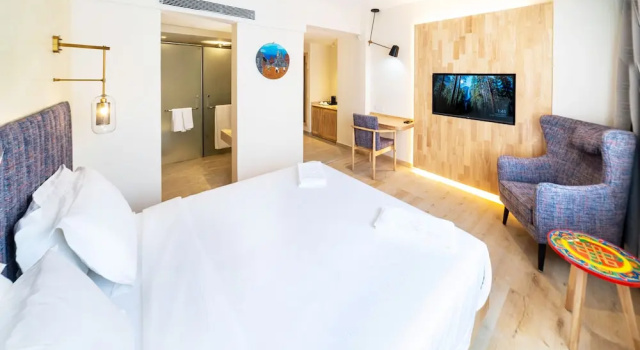 Номер Deluxe SQUARE hotel