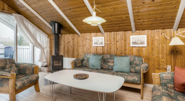 Heritage Holiday Homein Hvide Sande near Sea, Забронировать Отель Виде-Санне 