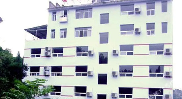 Ruifeng Business Hotel Mount Wudang