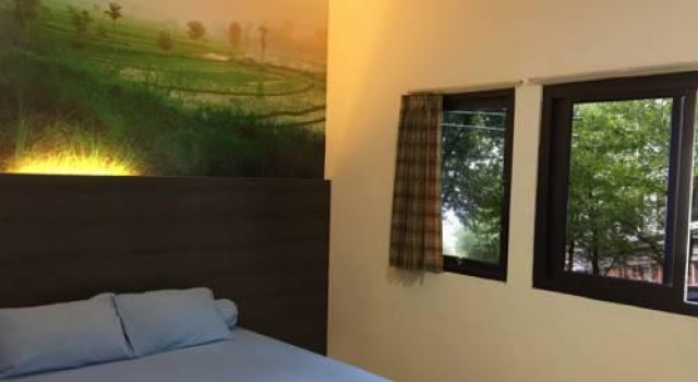 Wisma Mawas, Rezervovat Hotel Hotely v Sulawesi s parkováním, Parkování