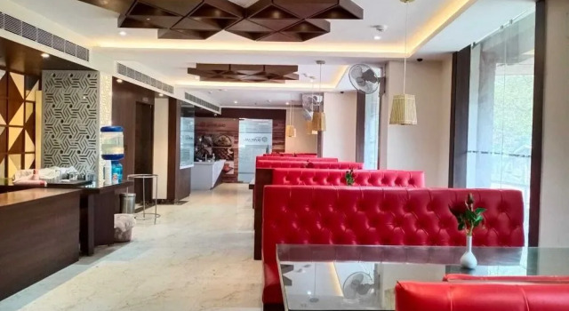 Hotel Silver Land New Digha with Rooftop Pool, Prenota Hotel New Digha West Bengal