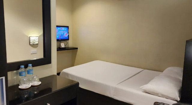 Номер Business Green Glass Hotel