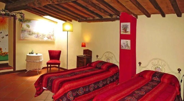 B&B Il Poderino, Boek Bed and Breakfast Hotels in Dicomano met zwembad, Zwembad