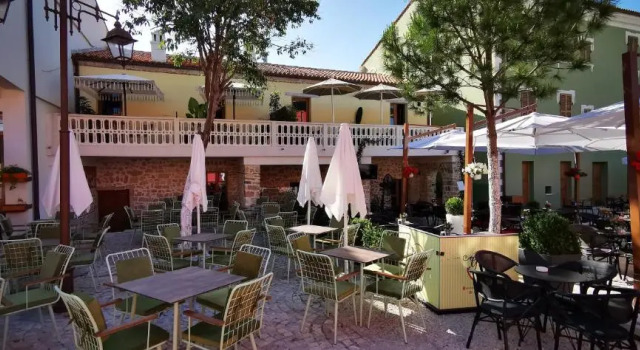 Люкс с балконом Bohemian Boutique Suites