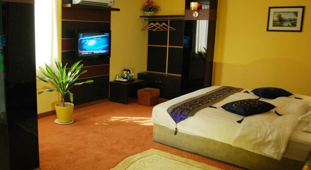 Home Club Hotel Shimao Branch, Забронировать Отель Отели Гуанчжоу 3 звезды, рядом с Станция метро Sun Yat-sen Memorial Hall, 3*
