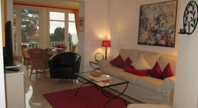 Апартаменты FeWo direkt am Strand mit Südbalkon, Villa Freia 13, Binz