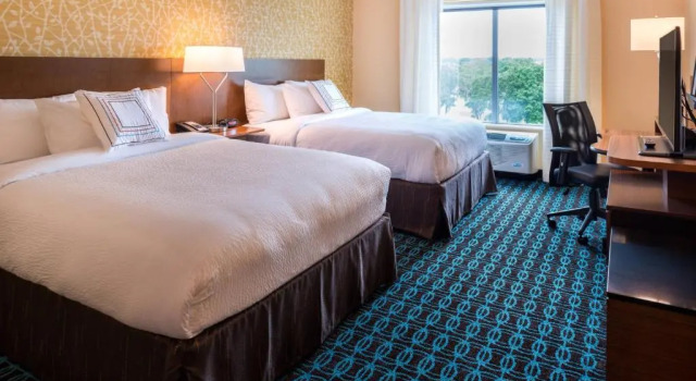 Четырёхместный номер Standard Fairfield Inn & Suites by Marriott Orlando East/UCF Area