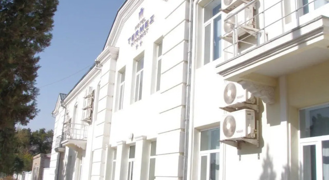 Hotel Termez Intourist, Prenota Hotel Hotel a Surkhandarya region con parcheggio, Parcheggio