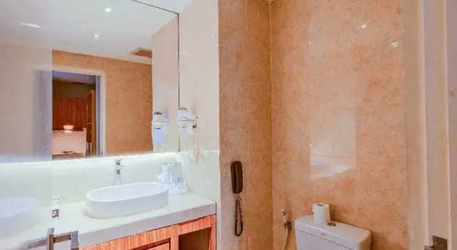 Семейный номер Standard с 2 комнатами с видом на океан Astara Hotel Balikpapan