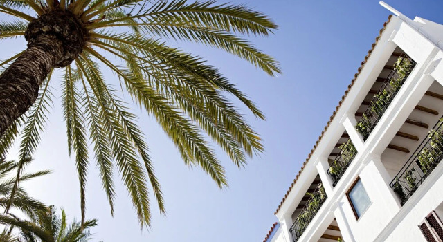 105 Suites @ Marina Magna, Book Hotel Ivisa 